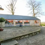 The Byre, Sedbury Park Farm 別荘