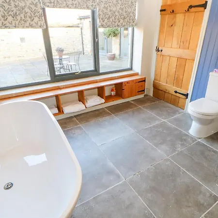 The Byre, Sedbury Park Farm Holiday home