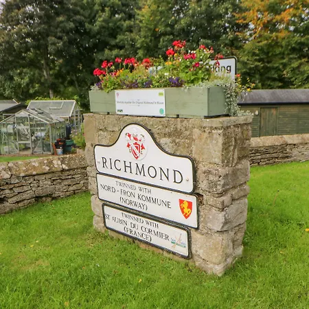 The Byre, Sedbury Park Farm Nyaraló Richmond