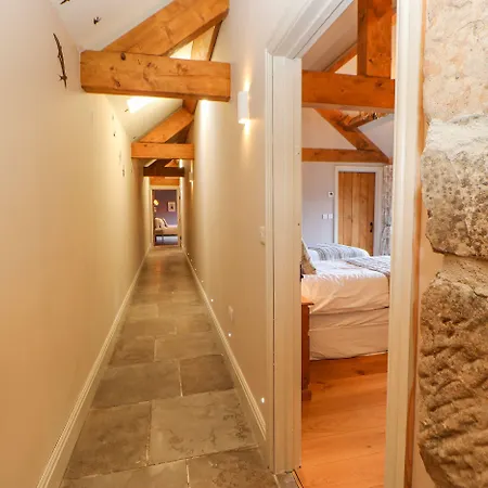 The Byre, Sedbury Park Farm * 里士满